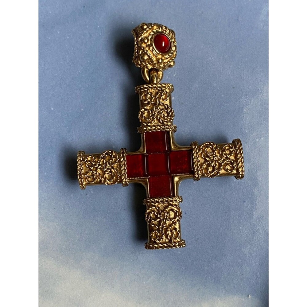 Captivating Gold Tone Cross Pin and Enhancer